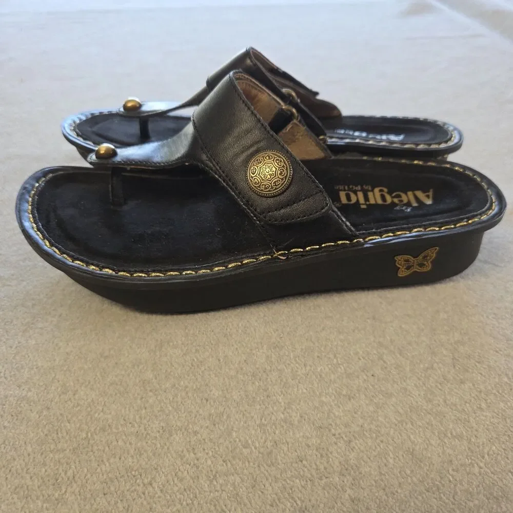 Alegria Carina Thong Leather Sandals Black Coal CAR-7406 Womens Size 37 Boho
